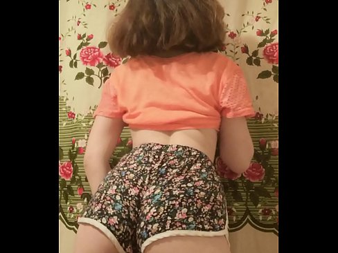 ❤️ Секси младо бебе кое ги соблекува шорцевите пред камера ❤❌ Порно на порно mk.sexogolic-info.ru ❌️❤
